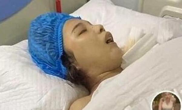 网红罗小猫猫子直播轻生喝农药