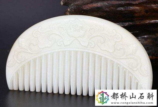 用什么梳子梳头发比较好?