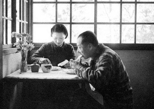 赵一荻是一个怎么样的人