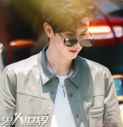 陈哲远是深圳大学什么专业 陈哲远怎么进的演艺圈