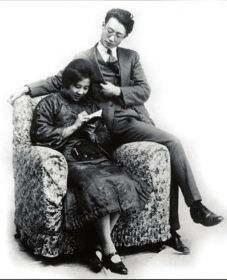 瞿独伊的生父后来怎么样