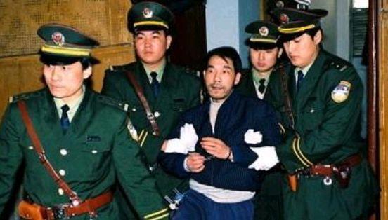 法子英为什么被劳荣枝毁了