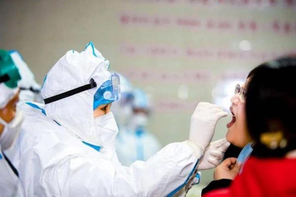 商丘一家11人确诊 邻居吵架后感染