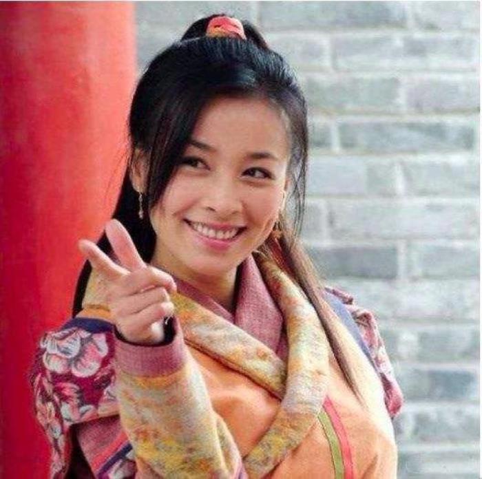 林瑞阳年轻时候的图片 前妻曾哲贞的儿子和女儿