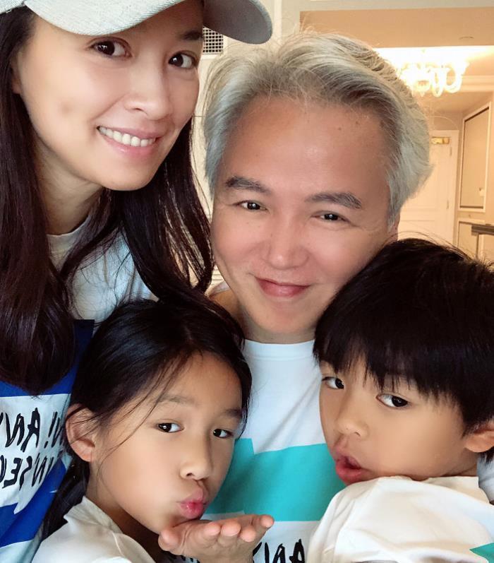 林瑞阳年轻时候的图片 前妻曾哲贞的儿子和女儿