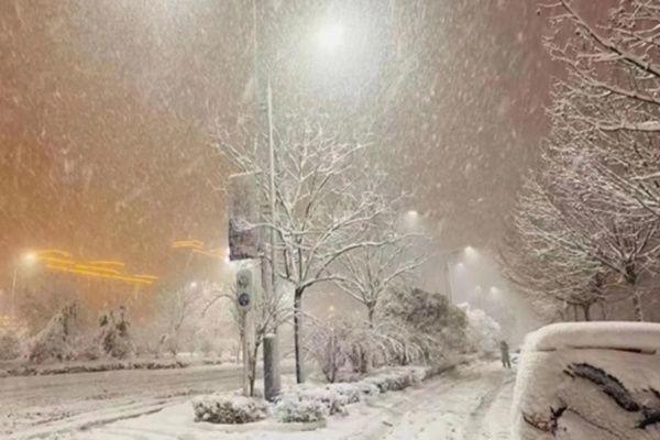 雷打雪人吃铁是什么意思 遇到雷打雪预示什么