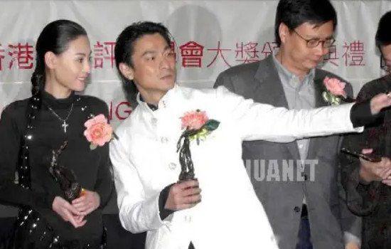 谢霆锋回应王菲怀孕 谢霆锋王菲发文宣布产女是真的吗