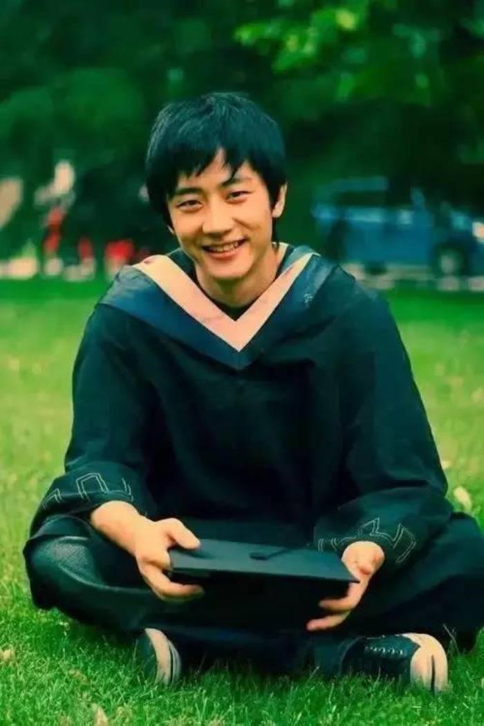 黄轩个人资料家庭简介 成名之路怎么火起来的