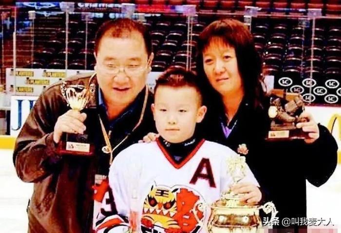 英达个人资料简介家世显赫 为什么恨宋丹丹