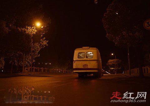 北京375路公交车事件真相 那个老人原型是法医