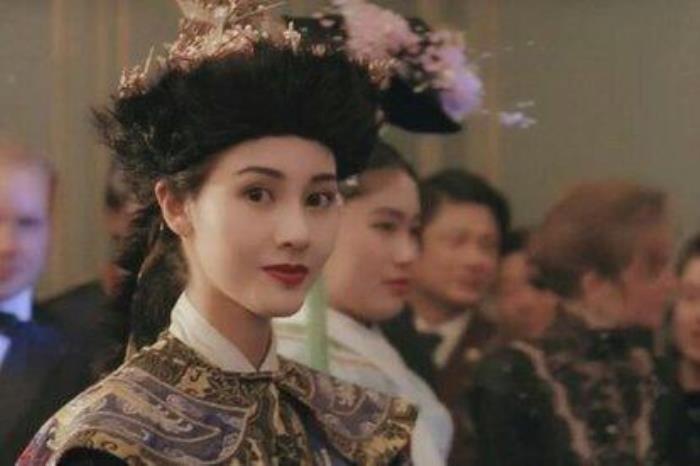 关之琳高尔夫球事件是怎么回事 2000万是真的吗