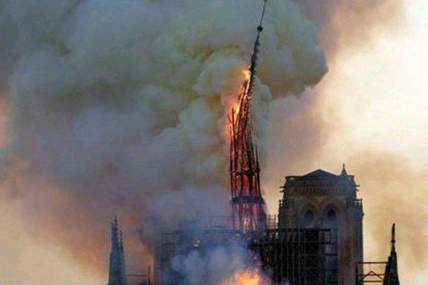 巴黎圣母院大火原因是什么 排除人为因素具体还不确定