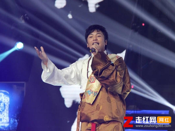 长长的头发黑黑的眼睛是什么歌，姑娘我爱你歌曲介绍