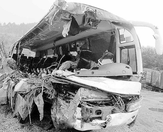 中国最惨的车祸现场图 史上最血腥的十大惨烈车祸