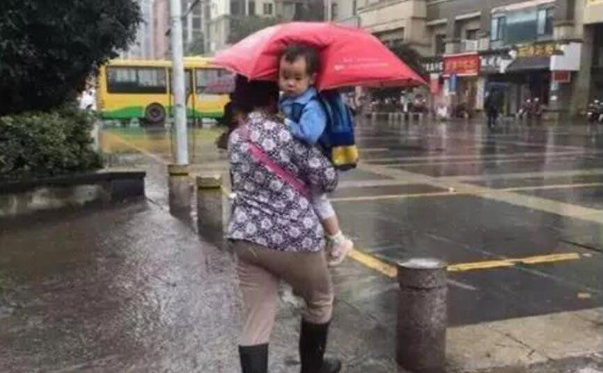 10张笑死十亿人的图片 搞笑图片笑死人不偿命的那种