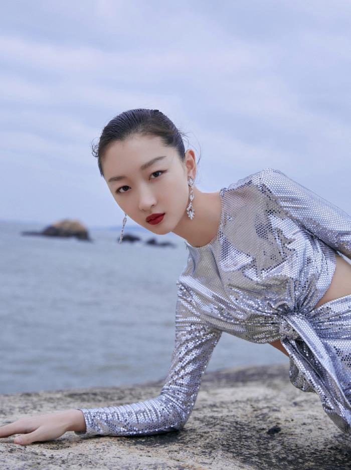 周冬雨蒋梦婕长得像 仙侠剧古装风格