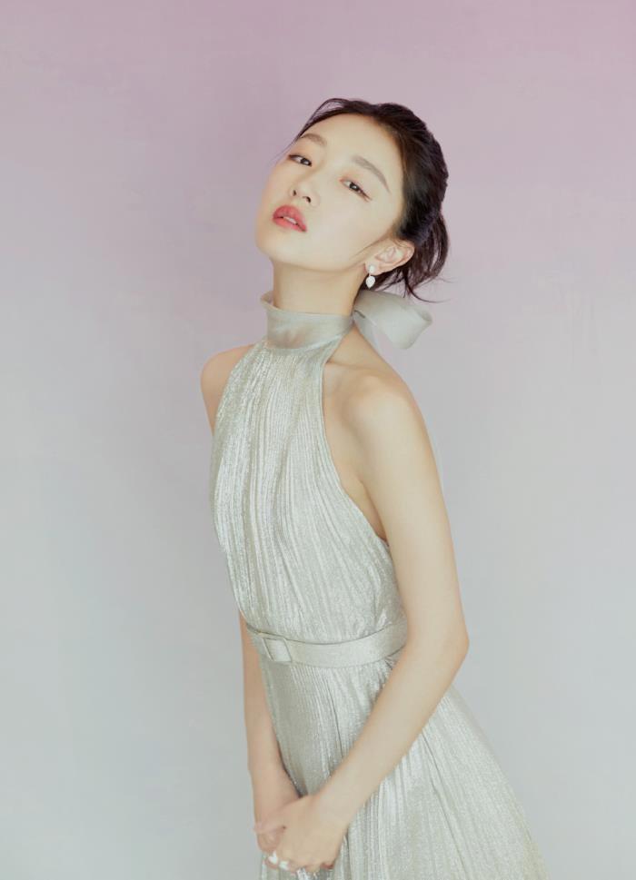 周冬雨蒋梦婕长得像 仙侠剧古装风格