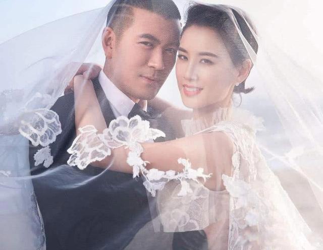 黄圣依个人资料简介及家世 嫁入豪门老公杨子的家产