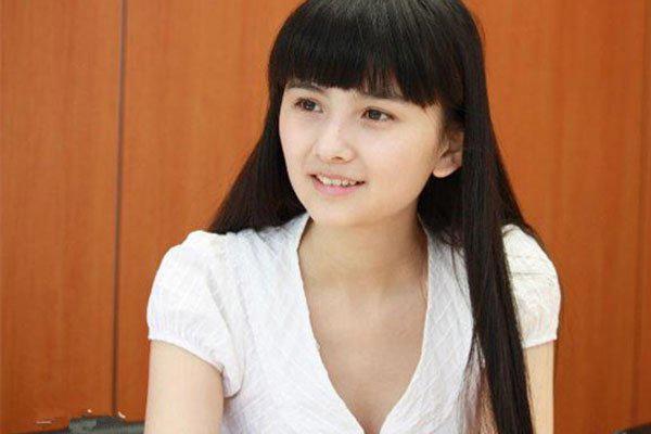 夏达单身吗 微博里的结婚照是假的吗