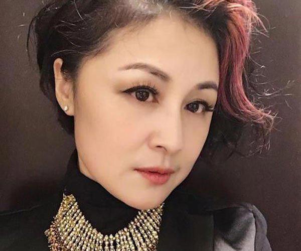 于月仙和赵本山是什么关系 永远的谢大脚出戏很难