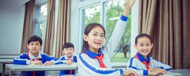 什么是不负韶华 读音及前一句是什么