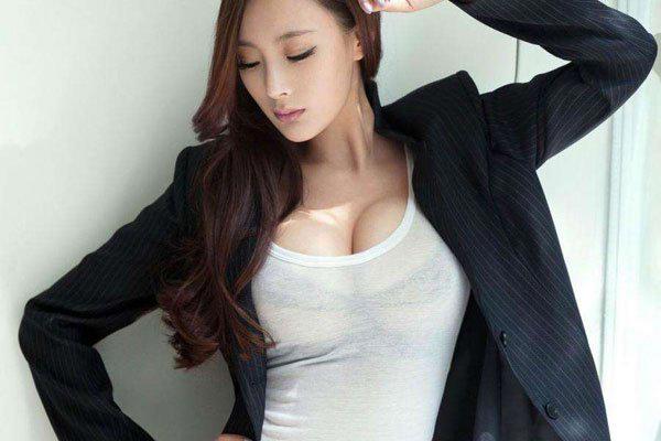 王李丹妮演过的三电影 身材那么好不展示多可惜