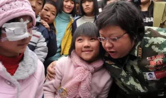 韩红老公是谁资料 收养的义子叫什么