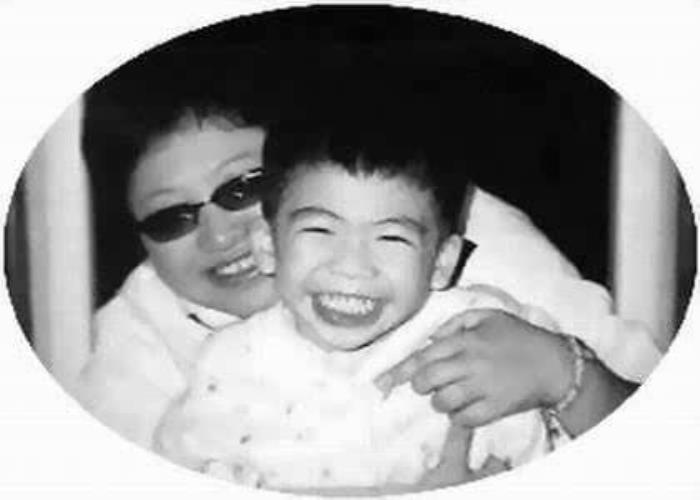 韩红老公是谁资料 收养的义子叫什么