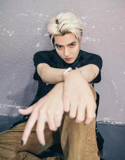 都美竹事件是怎么回事 网络暴力患上了抑郁症