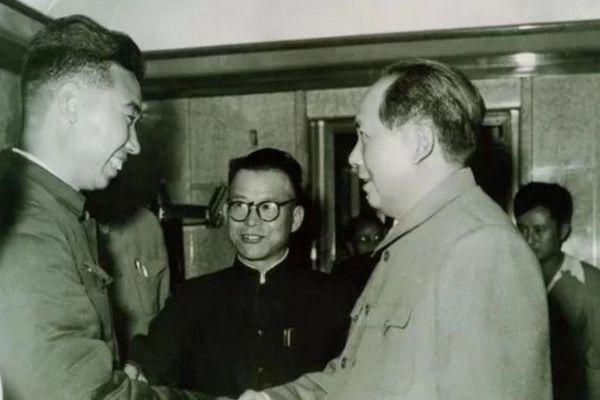 红旗渠简介及图片 是谁带头修建的哪年开工哪年竣工的