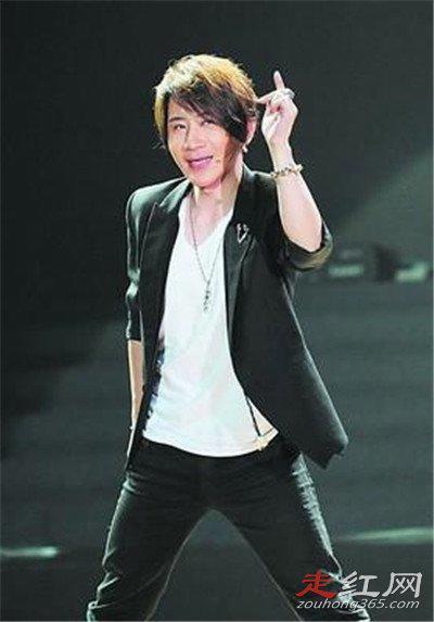 刘谦为什么突然不火了 为什么会被央视封杀