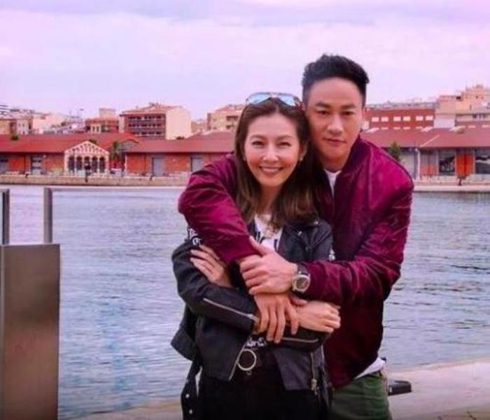 何润东个人资料简介 小8岁老婆林姵希身材好赞