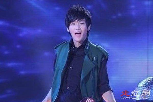 托奶天王李炜托谁的奶 是好兄弟苏醒的女朋友