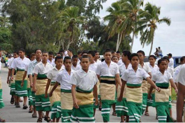 汤加是哪个国家 人口及国土面积是多少