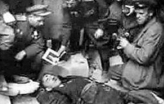 希特勒死亡之谜真相解密 他死亡真相是什么