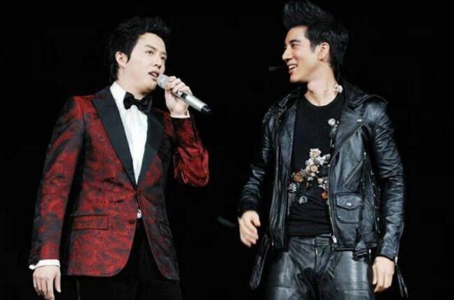 王力宏和李云迪发生了什么事 断背之交的两人都翻车了