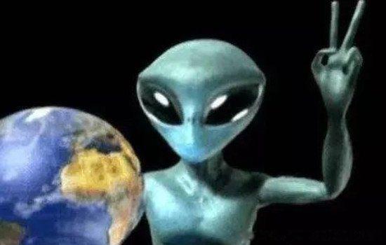 加拿大ufo事件真相 1996年巨型飞碟有31个人看到