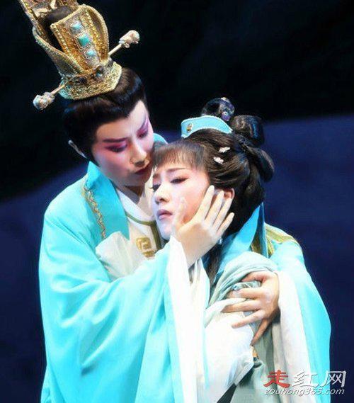 舒悦与张宇峰什么关系 的确是名正言顺的夫妻