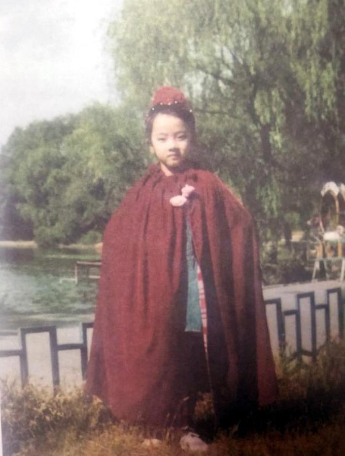 著名主持人李思思的老公是谁 嫁65岁的老公魏文斌吗