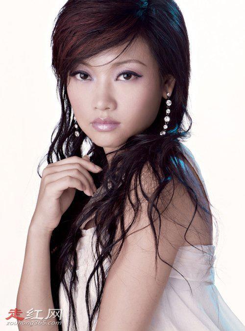 歌手陈瑞个人资料简介 她的工作与音乐完全无关