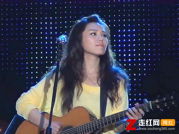 呜呜呜呜呜呜呜呜是什么歌，靠边停歌曲介绍