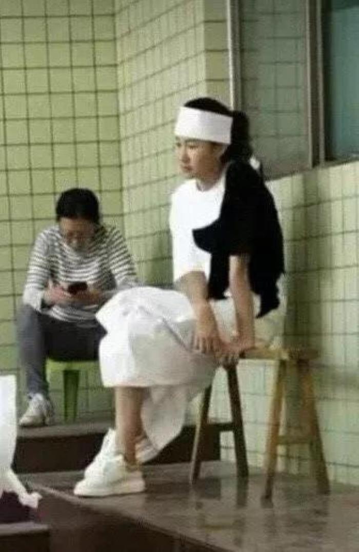 王宝强现任妻子冯清图片 前妻马蓉现在是什么状况