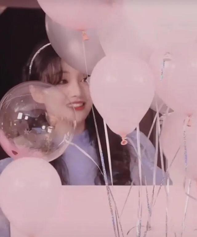 郑爽事件什么情况 两个争的面红耳赤鱼死网破的人