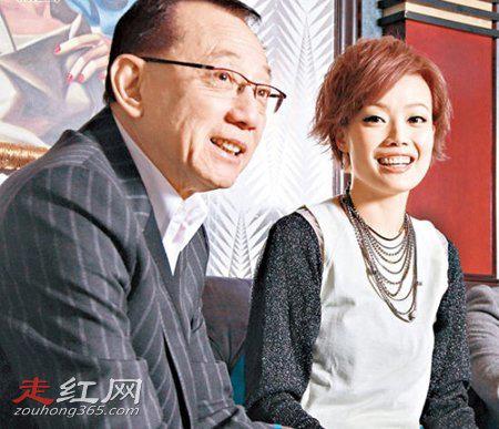 杨受成怎么虐容祖儿 得到重用就是因为潜规则