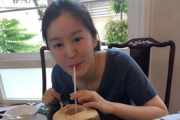 柏雪灵五条腿异事件 发的微博好诡异