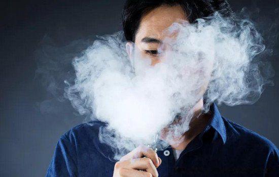 电子烟对人体的危害有多大 抽一年电子烟后果有多严重