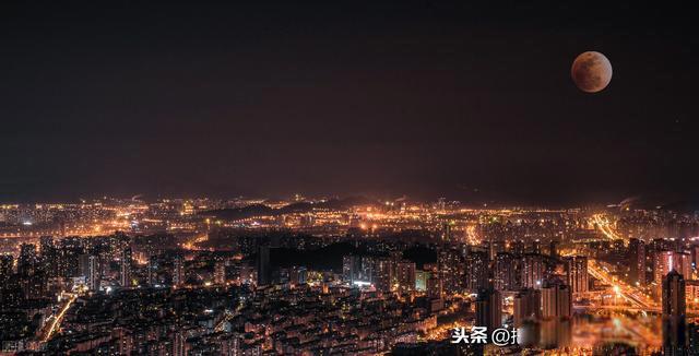 月亮变成红色是怎么回事 回顾一下月亮变红的原因