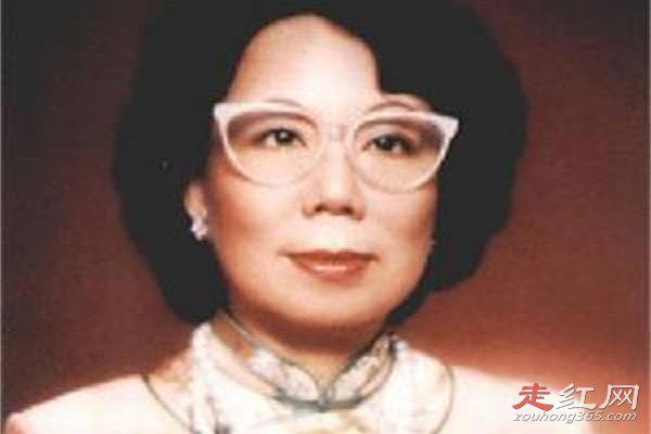 李嘉诚和庄明月是什么近亲 李对不起庄月明吗