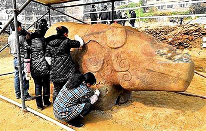四川镇水神兽灵异事件 水神兽被挖出整个四川都被淹了