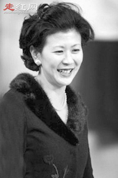 李嘉诚和周凯旋的故事 周凯旋感情史一生未婚吗